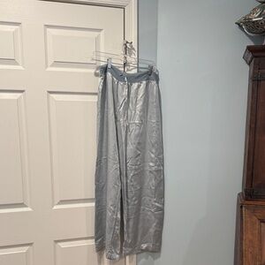 Elegant Women's Silver blue Pajama Pants NWOT
